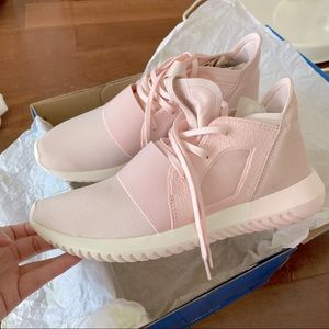 Brand new adidas tabular defiant pale pink size 8.5, come in original box